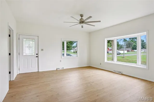 $150,000 | 104 North 6th Street, Witt, IL 62094