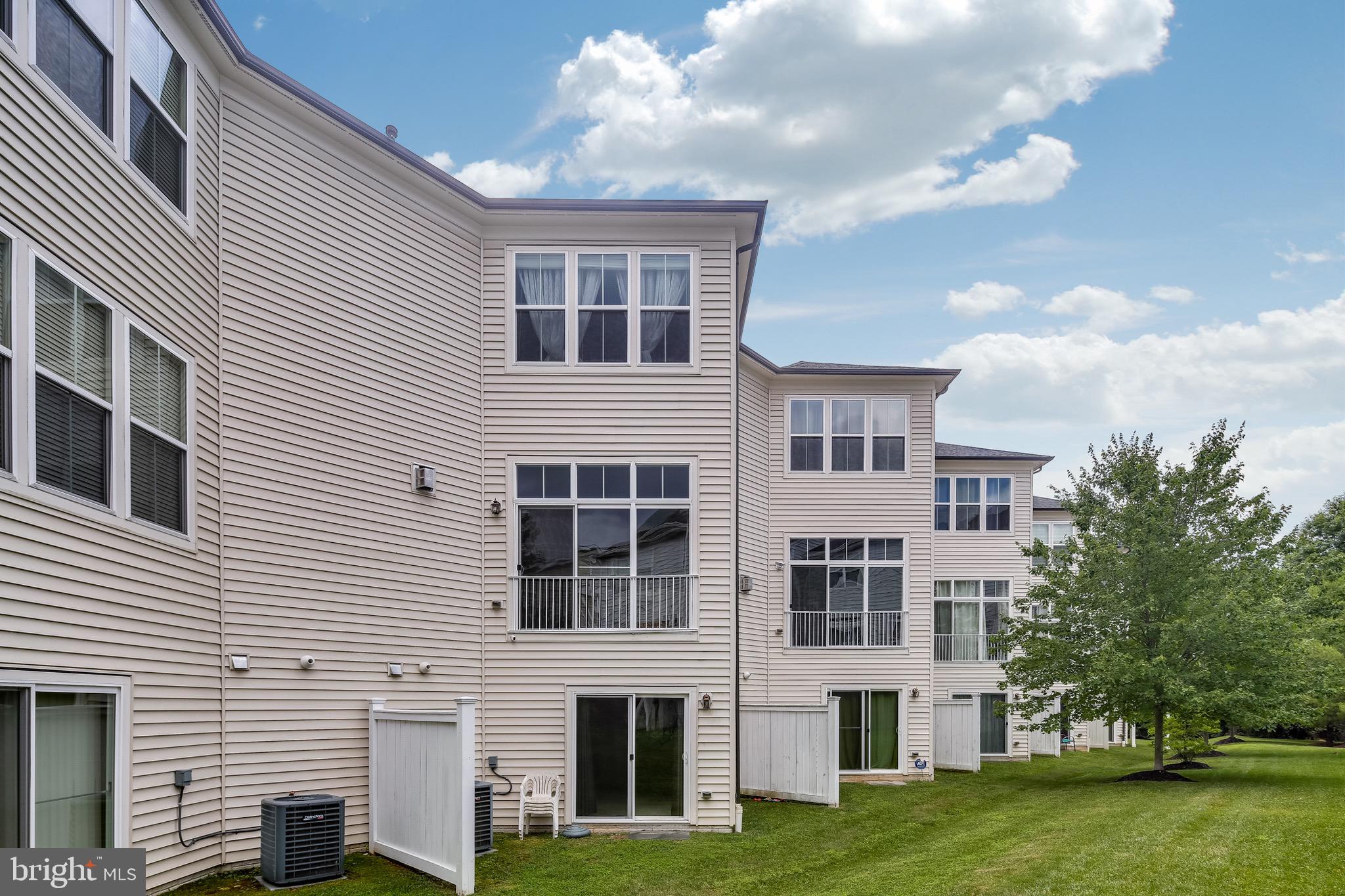 9846 Garden Ranges Laurel, MD 20723 - Photo 29 of 31 Exterior Rear