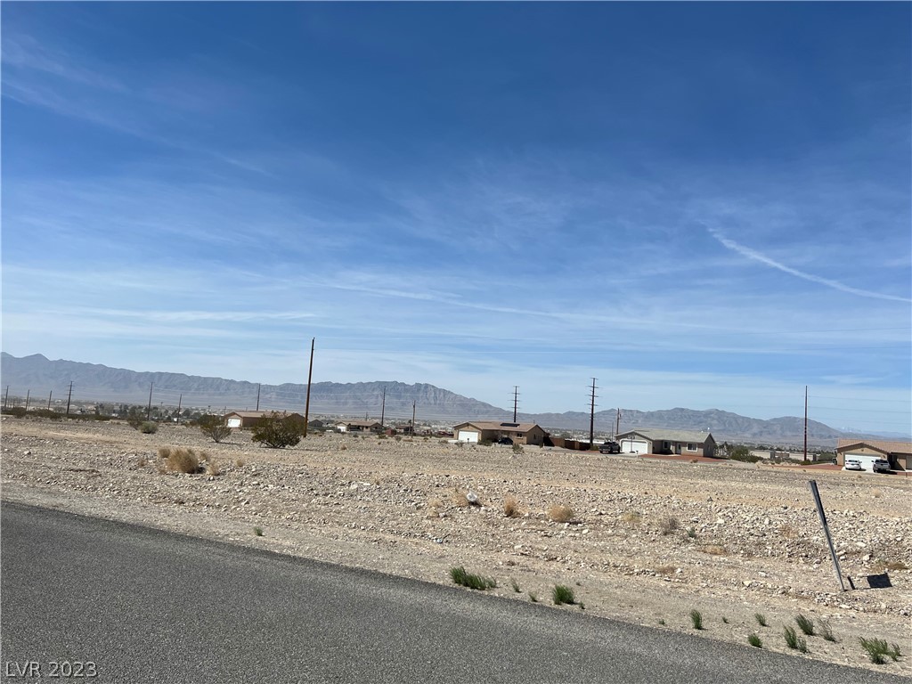 1060 Factory Road Pahrump, NV 89048 - Photo 4 of 7 Gallery Image 4