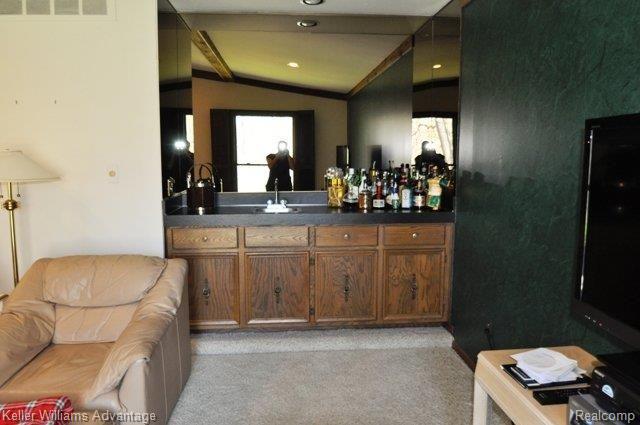 3172 Quail Ridge Circle Rochester, MI 48309 - Photo 9 of 25 Wet Bar