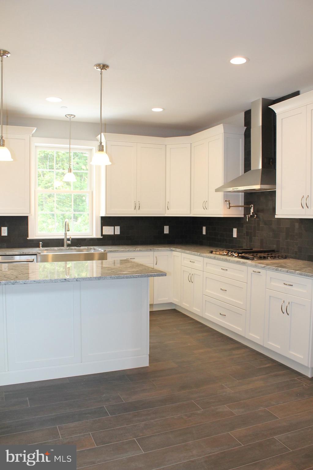 475 Ambler Road Fort Washington, PA 19034 - Photo 6 of 27 Gallery Image 6