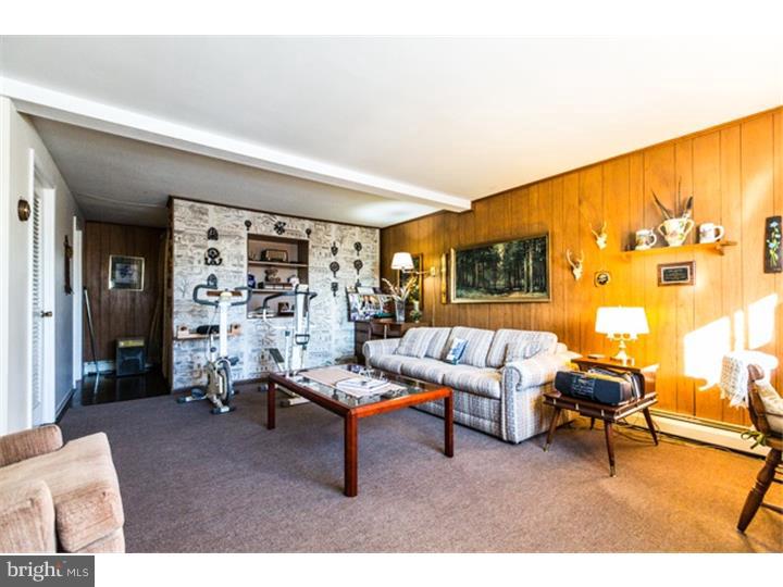 41 Brimfield Road Audubon, PA 19403 - Photo 19 of 22 Family Room