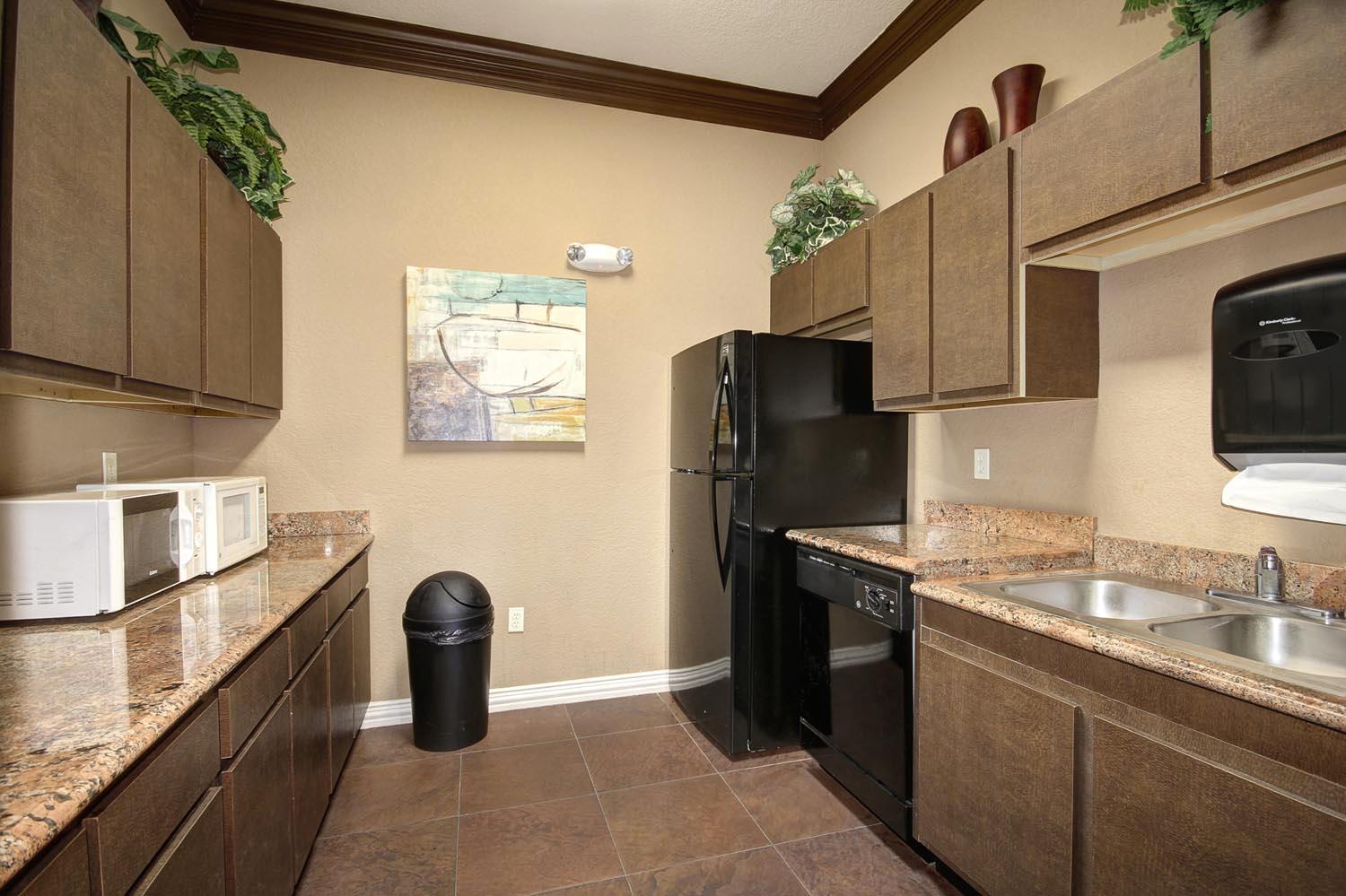 8434 Walerga Road, Unit 1031 Antelope, CA 95843 - Photo 5 of 38