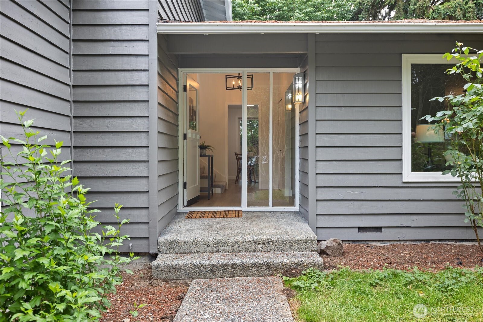 2620 170th Street Southeast Bothell, WA 98012 - Photo 3 of 39