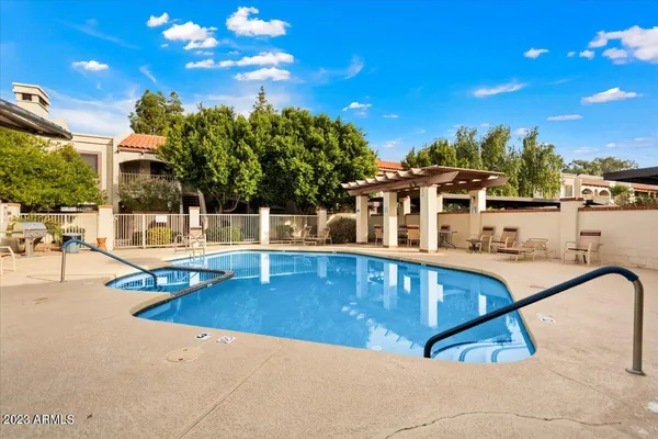 $2,295 | 1017 East Maryland Avenue, Unit 116, Phoenix, AZ 85014
