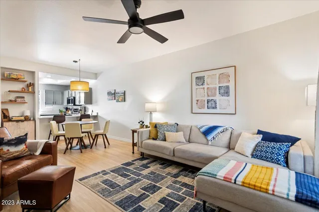 $2,295 | 1017 East Maryland Avenue, Unit 116, Phoenix, AZ 85014