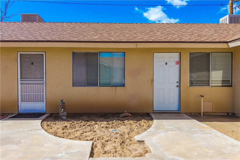 7428 Cherokee Trail Yucca Valley, CA 92284 - Photo 17 of 24