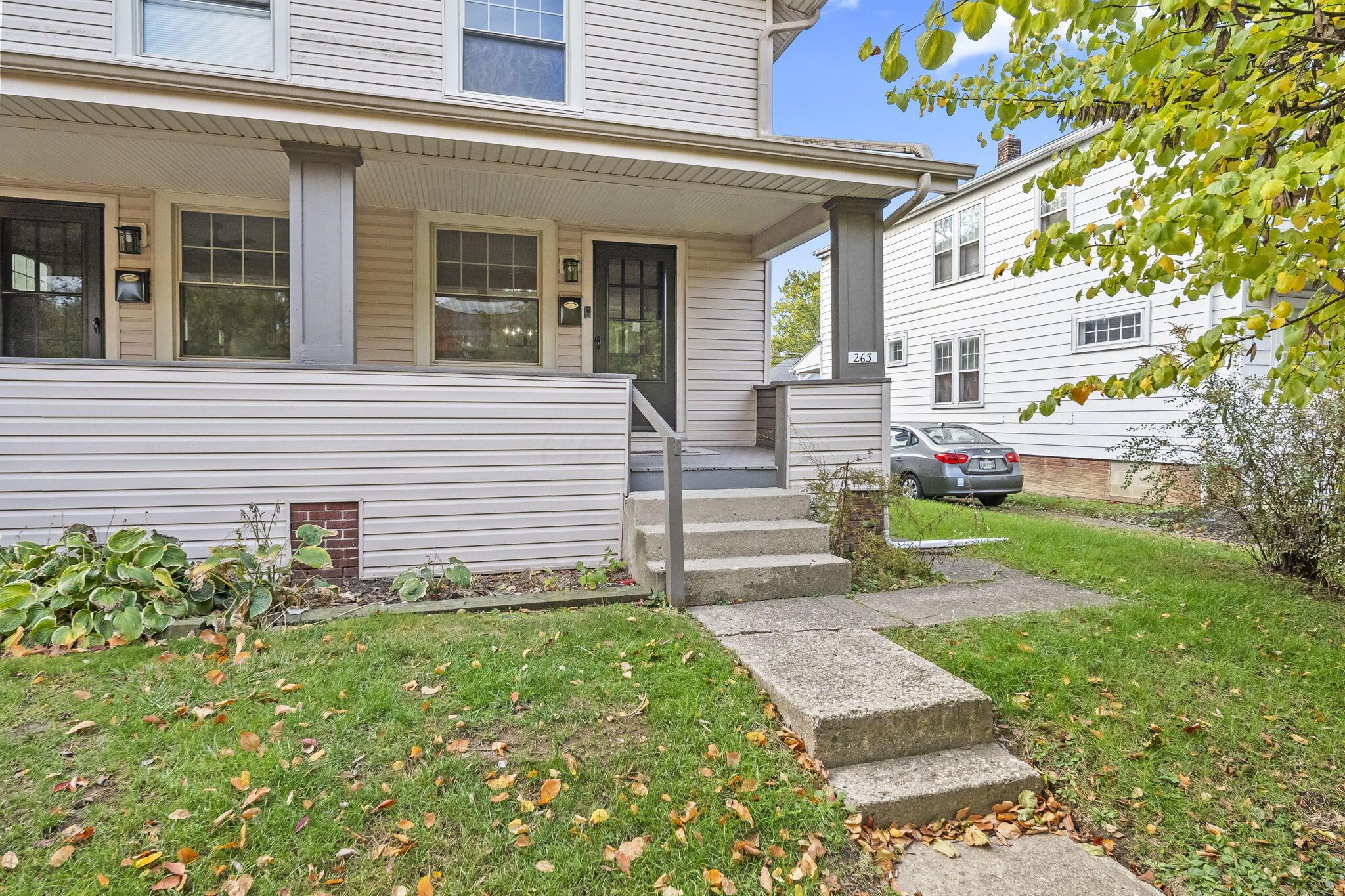263 Crestview Road Columbus, OH 43202 - Photo 2 of 43 263 Crestview Road