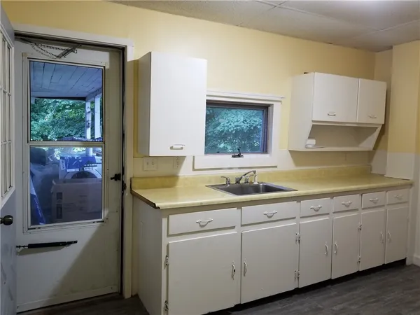 $195,000 | 19 South Street, Edmeston, NY 13335