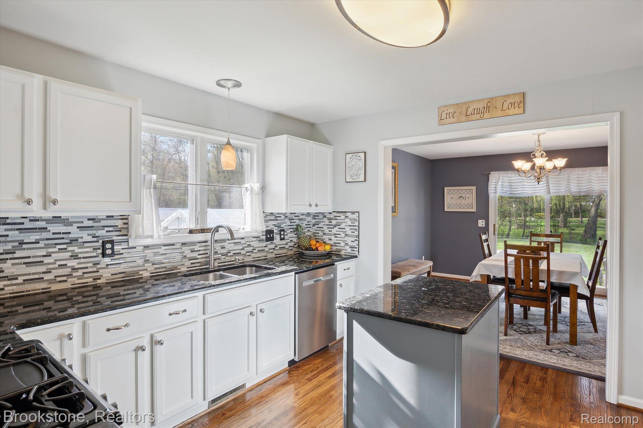47436 Saltz Road Canton, MI 48187 - Photo 19 of 49 Gallery Image 19