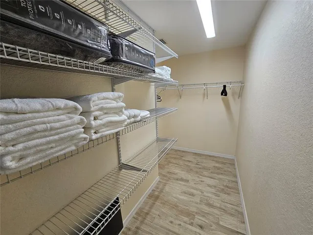 a view of utility room