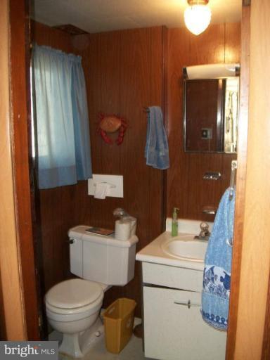 334 South Riverside Drive Crownsville, MD 21032 - Photo 18 of 25 Bath #1