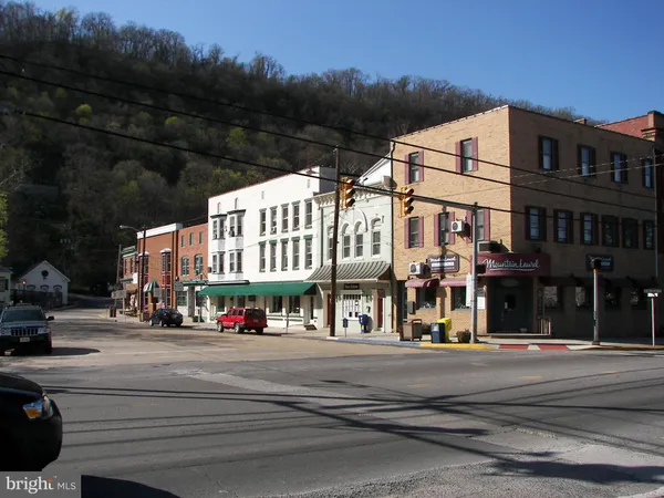 $319,000 | 2910 Milo School Road, Great Cacapon, WV 25422