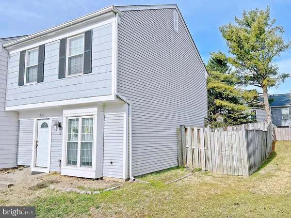 $2,500 | 6315 Prince Way, Centreville, VA 20120