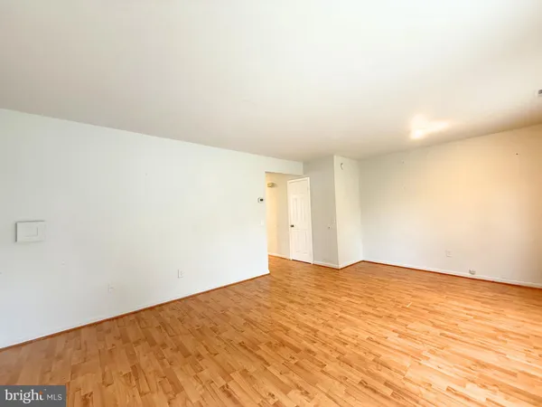 $2,500 | 6315 Prince Way, Centreville, VA 20120