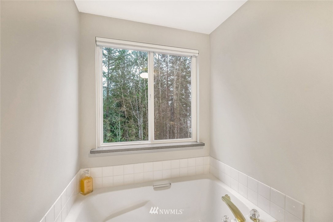 14224 Southeast 188 Way Renton, WA 98058 - Photo 21 of 36