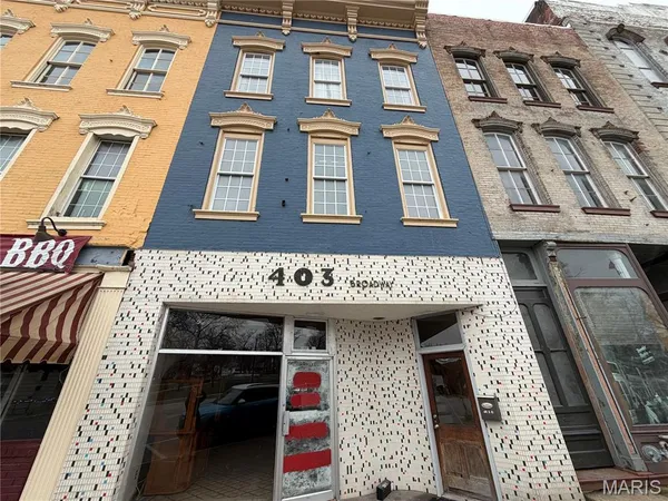 $339,000 | 403 Broadway, Hannibal, MO 63401