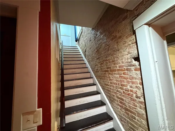 $339,000 | 403 Broadway, Hannibal, MO 63401