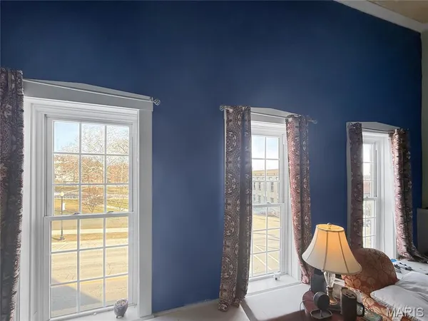 $339,000 | 403 Broadway, Hannibal, MO 63401