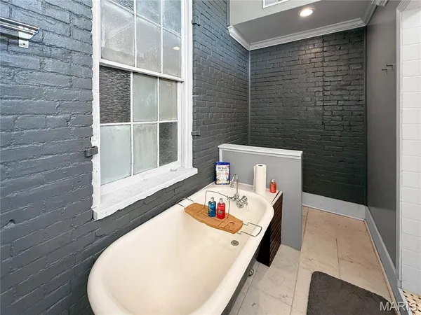 $339,000 | 403 Broadway, Hannibal, MO 63401