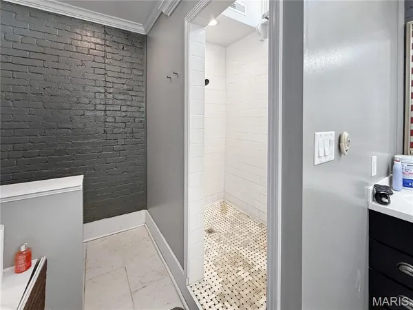 $339,000 | 403 Broadway, Hannibal, MO 63401