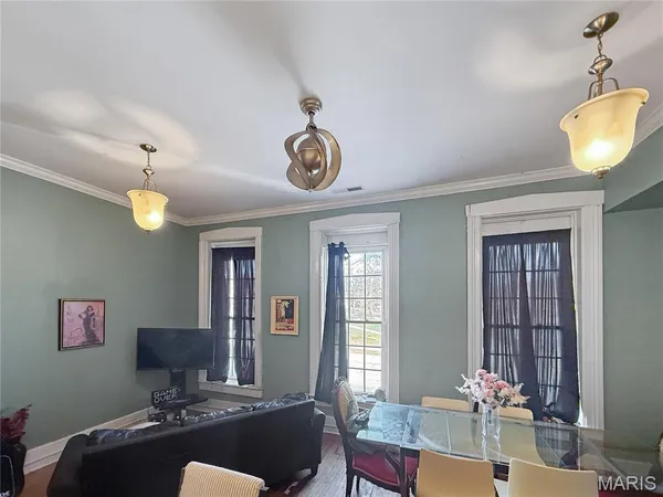 $339,000 | 403 Broadway, Hannibal, MO 63401