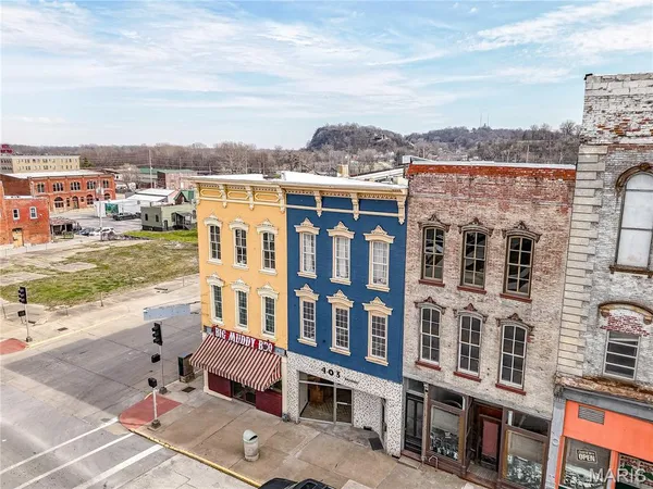 $339,000 | 403 Broadway, Hannibal, MO 63401