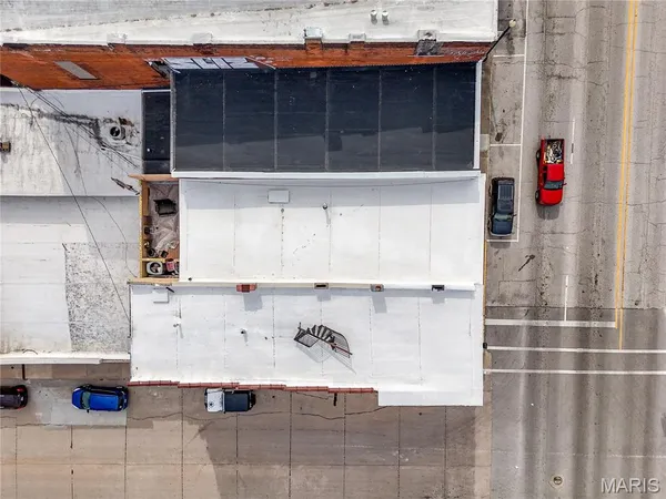 $339,000 | 403 Broadway, Hannibal, MO 63401