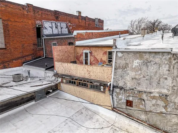 $339,000 | 403 Broadway, Hannibal, MO 63401