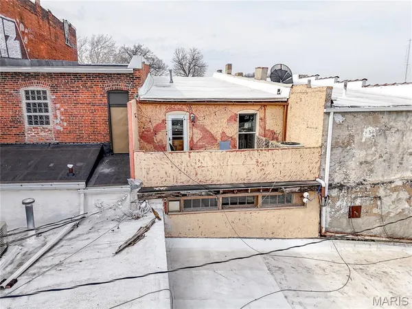 $339,000 | 403 Broadway, Hannibal, MO 63401