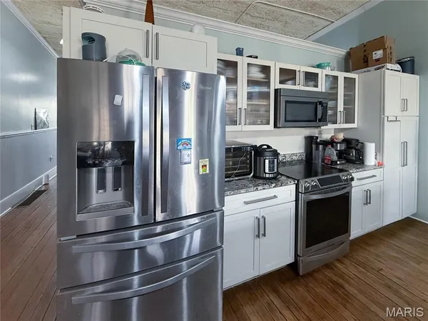 $339,000 | 403 Broadway, Hannibal, MO 63401