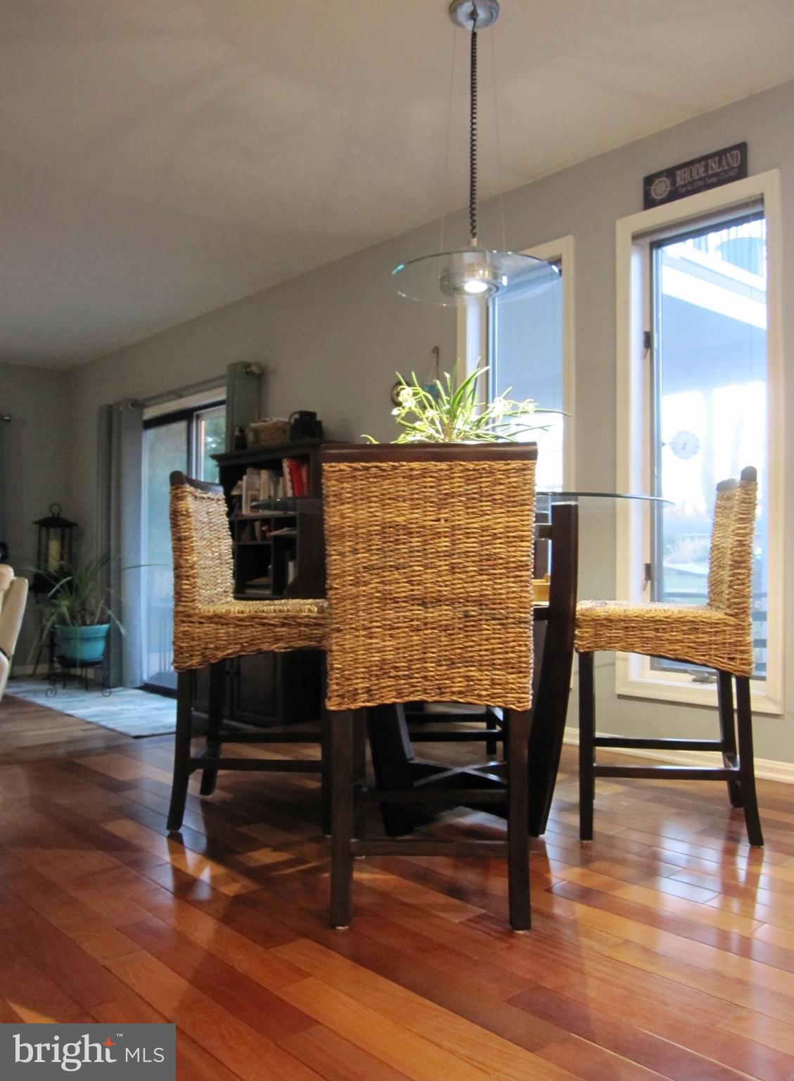 565 Laurel Court Riva, MD 21140 - Photo 16 of 55 Breakfast area