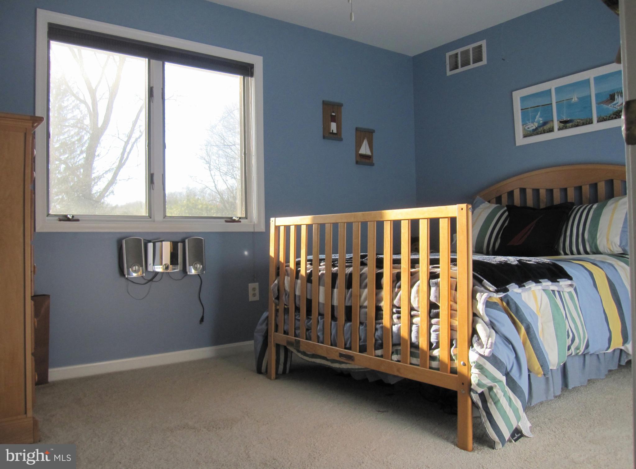 565 Laurel Court Riva, MD 21140 - Photo 30 of 55 Third Bedroom