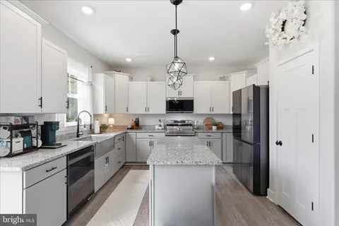 $625,000 | 9404 Robert E Lee Drive, Spotsylvania, VA 22551