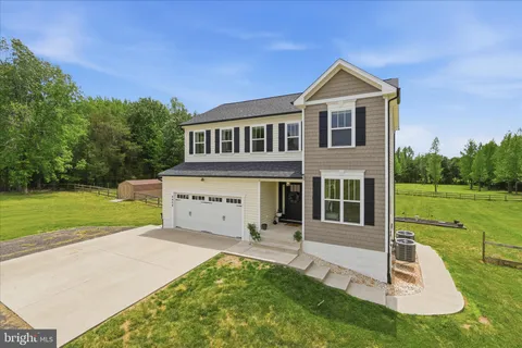$625,000 | 9404 Robert E Lee Drive, Spotsylvania, VA 22551