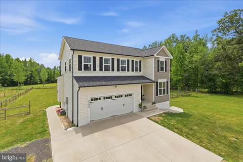 $625,000 | 9404 Robert E Lee Drive, Spotsylvania, VA 22551