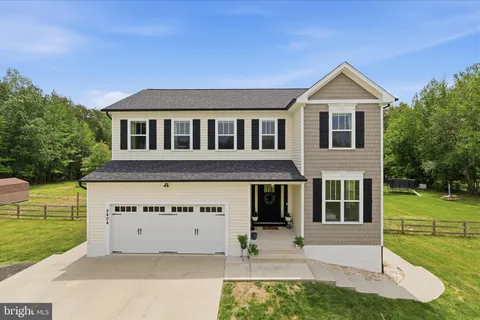$625,000 | 9404 Robert E Lee Drive, Spotsylvania, VA 22551