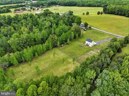 $625,000 | 9404 Robert E Lee Drive, Spotsylvania, VA 22551