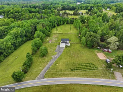 $625,000 | 9404 Robert E Lee Drive, Spotsylvania, VA 22551