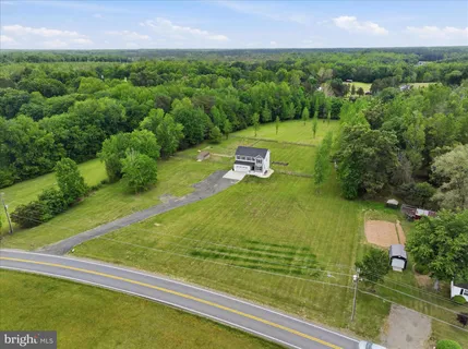 $625,000 | 9404 Robert E Lee Drive, Spotsylvania, VA 22551