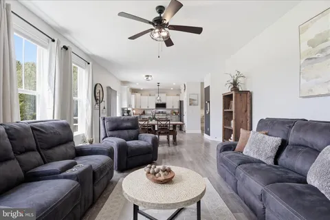 $625,000 | 9404 Robert E Lee Drive, Spotsylvania, VA 22551