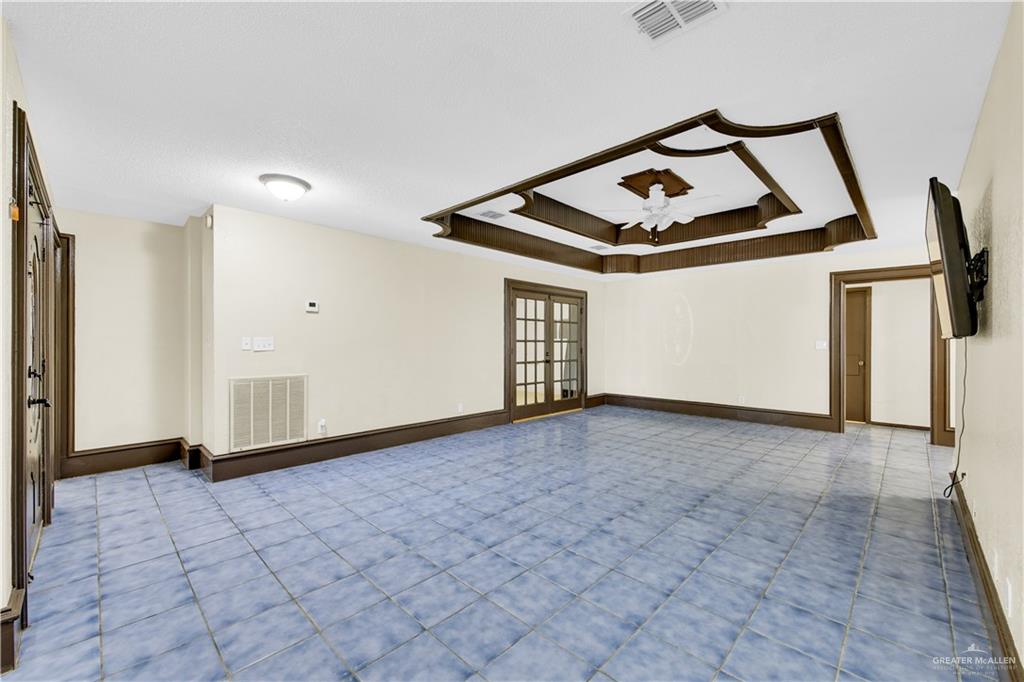 2316 Pin Oak Road Edinburg, TX 78539 - Photo 8 of 17