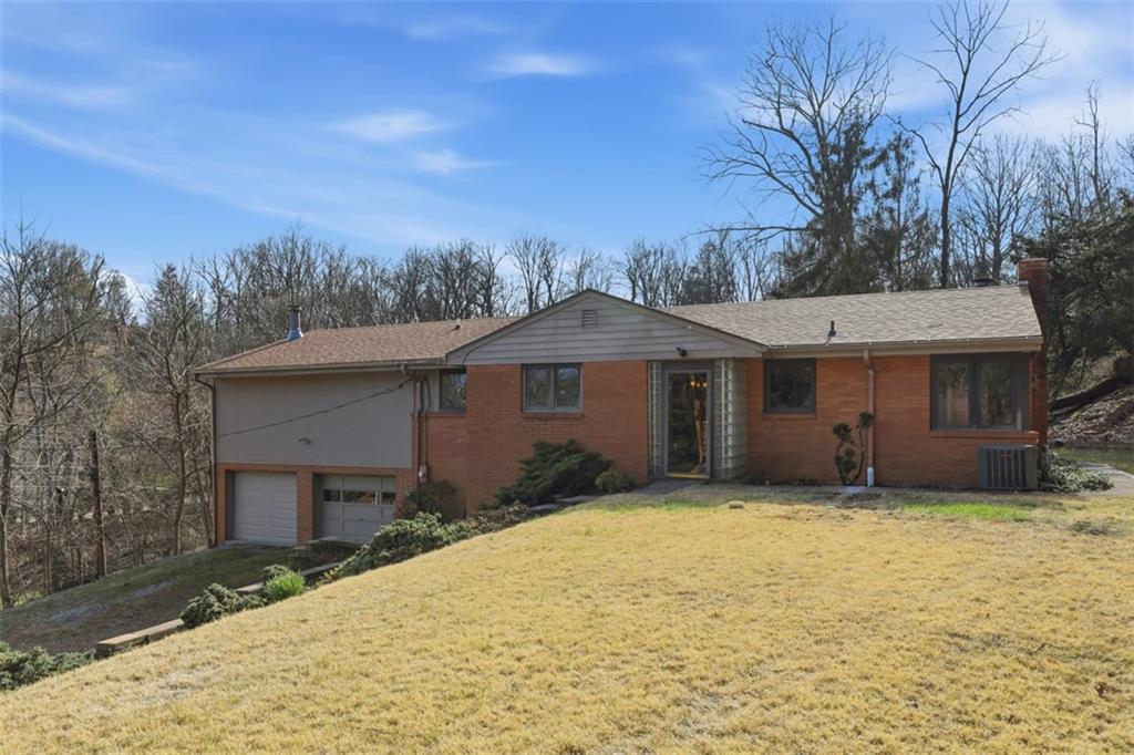 239 Byron Road Pittsburgh, PA 15237 - Photo 1 of 37