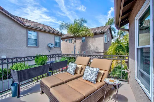 $8,000 | 1684 Robin Place, Carlsbad, CA 92011
