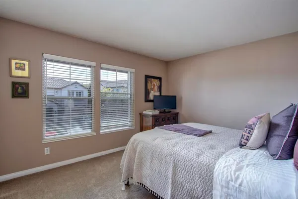 $8,000 | 1684 Robin Place, Carlsbad, CA 92011