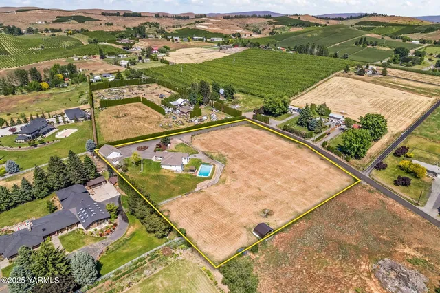 $820,000 | 190 Shadbolt Road, Yakima, WA 98908