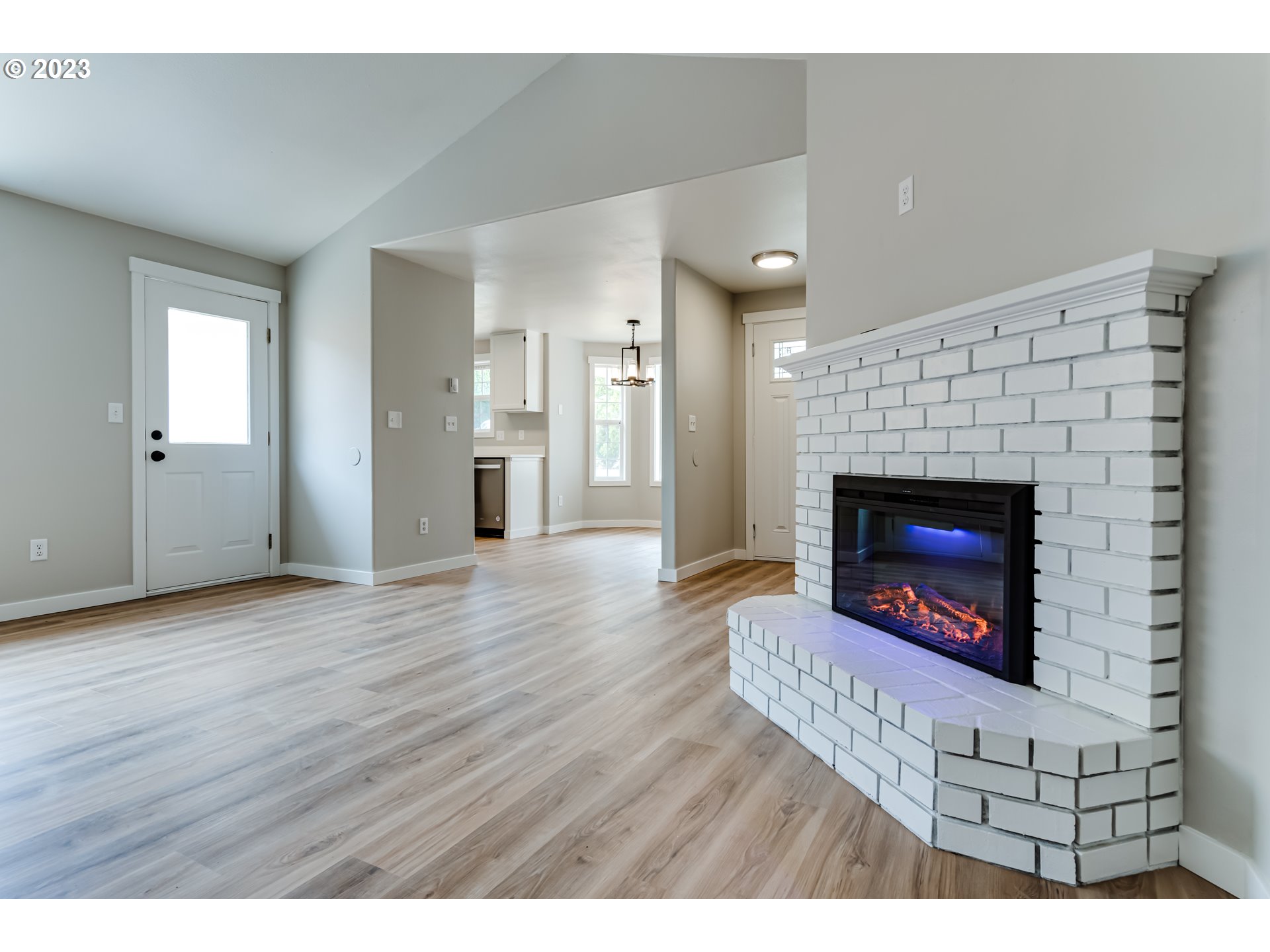 7016 Camellia Street Springfield, OR 97478 - Photo 13 of 34 Gallery Image 13