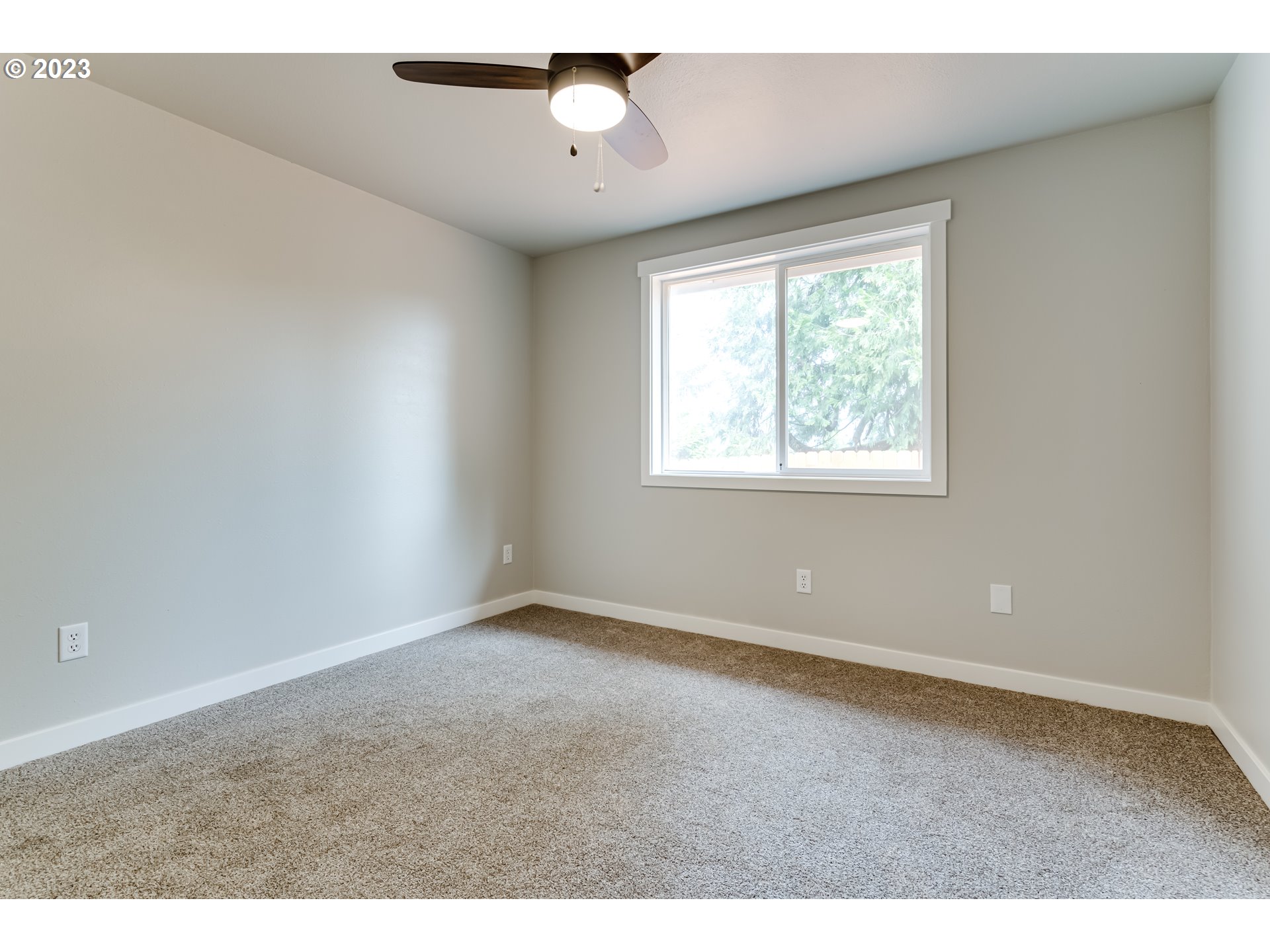 7016 Camellia Street Springfield, OR 97478 - Photo 27 of 34 Gallery Image 27
