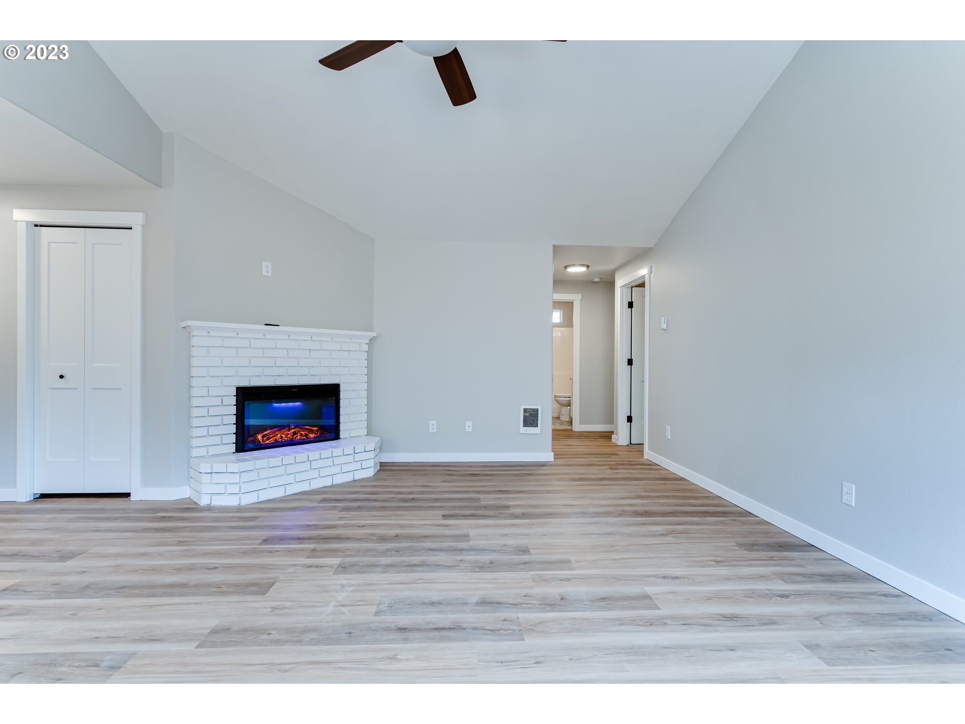 7016 Camellia Street Springfield, OR 97478 - Photo 9 of 34 Gallery Image 9