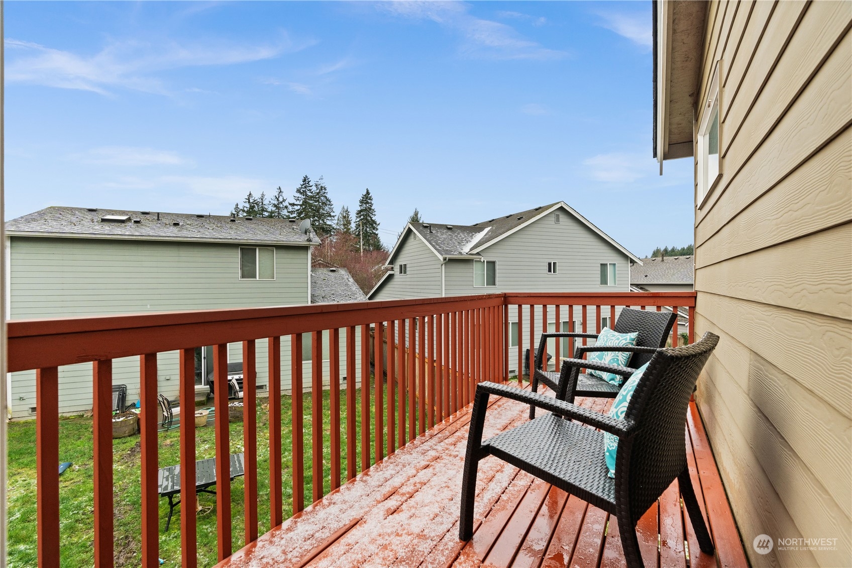 1012 186th Street Southeast Bothell, WA 98012 - Photo 26 of 40 a view of balcony with furniture
